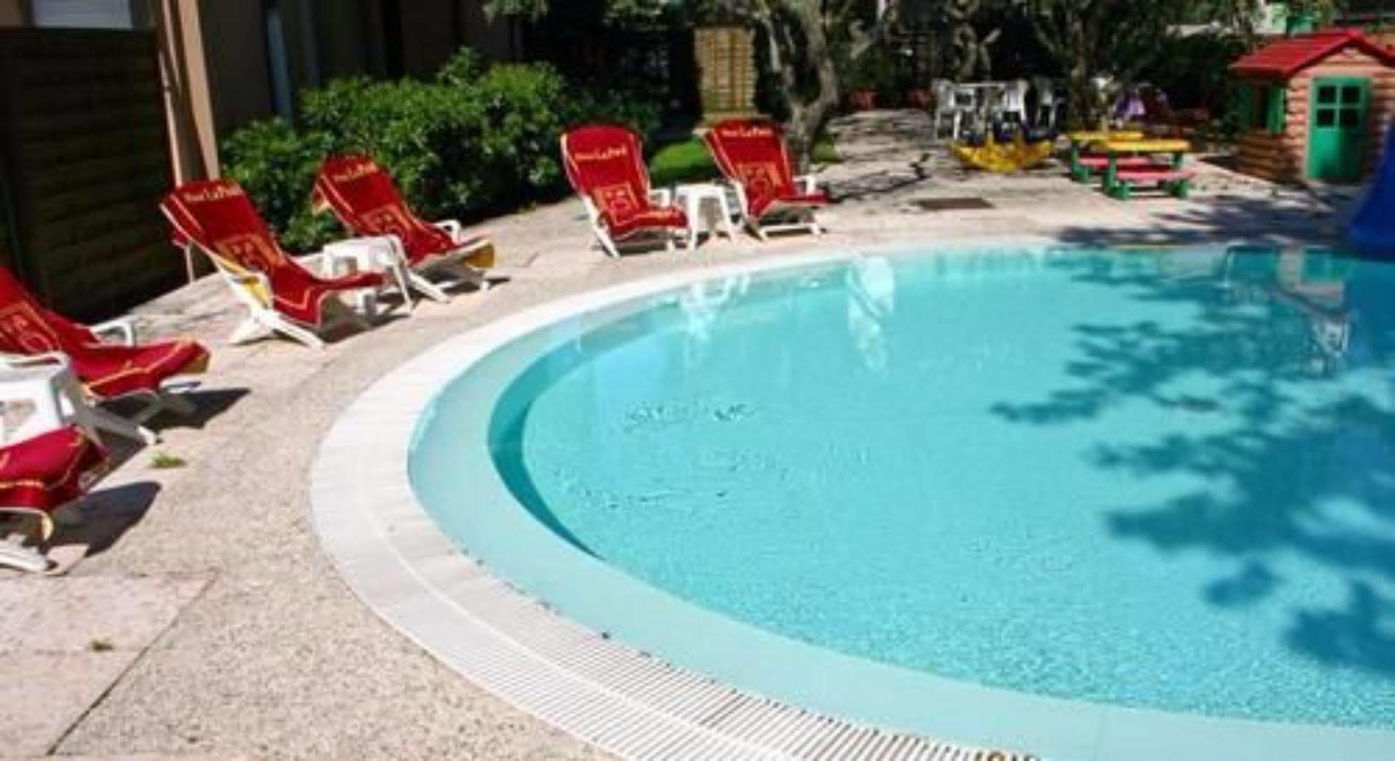 Hotel Smeraldo Sirmione Exterior foto